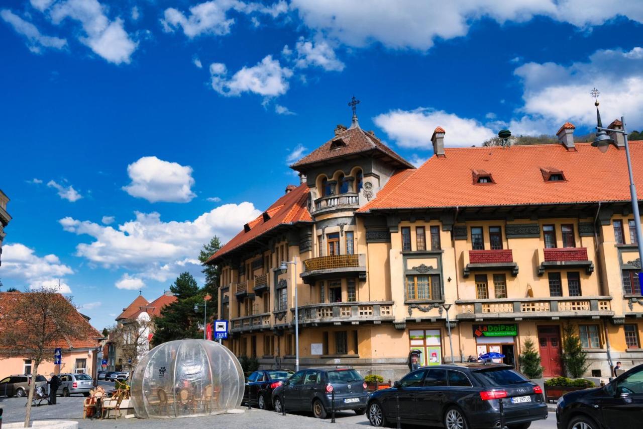 Londof Housing City Center Braşov Buitenkant foto