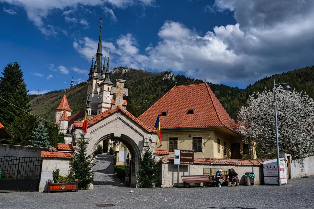 Londof Housing City Center Braşov Buitenkant foto