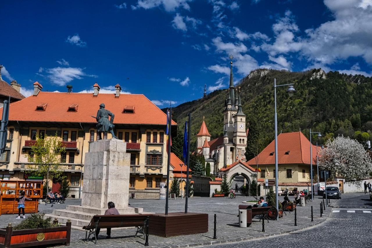 Londof Housing City Center Braşov Buitenkant foto